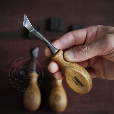Tools for carving or cutting