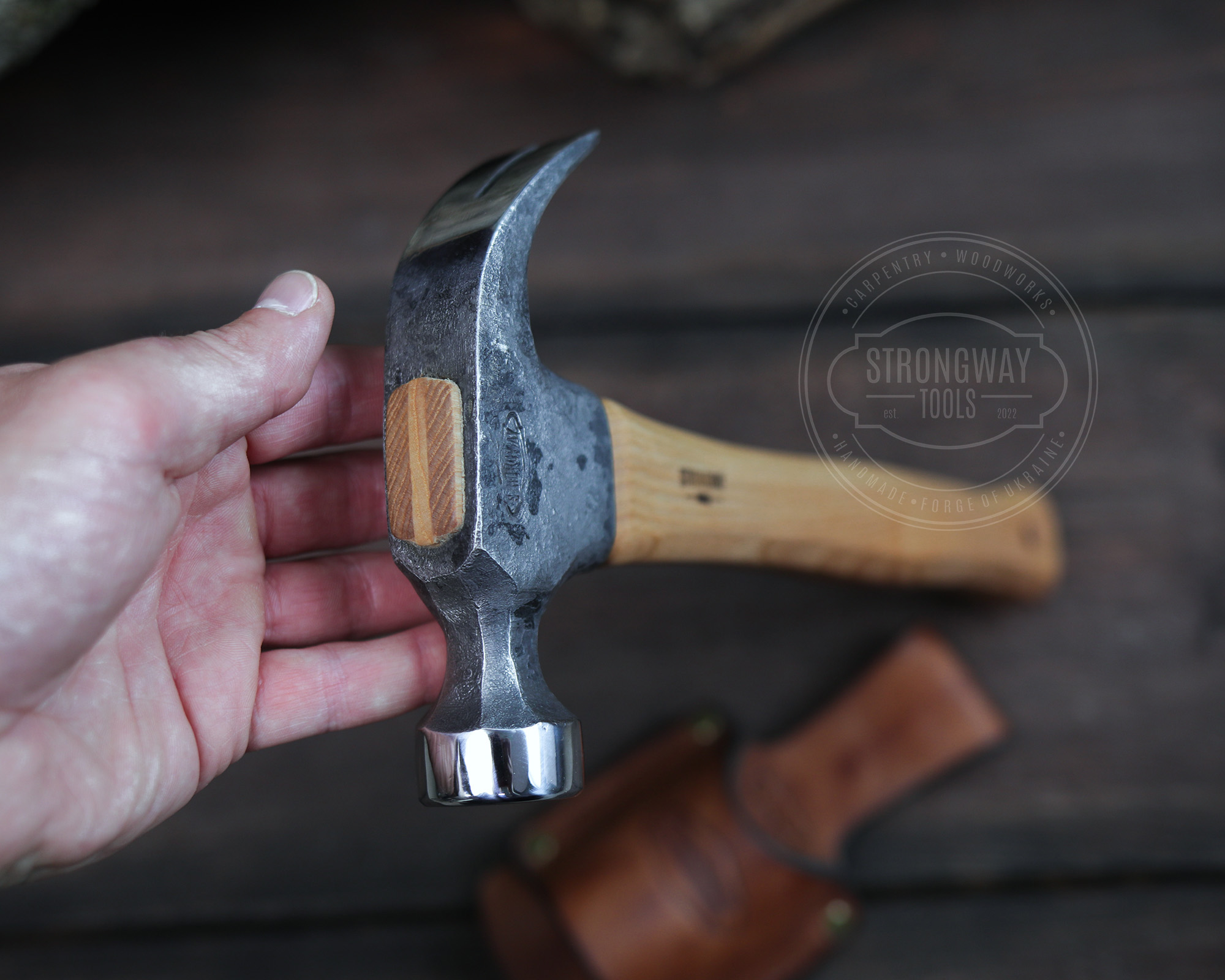 Vintage estwing hammer with leather belt > STRONGWAY TOOLS, L.L.C.