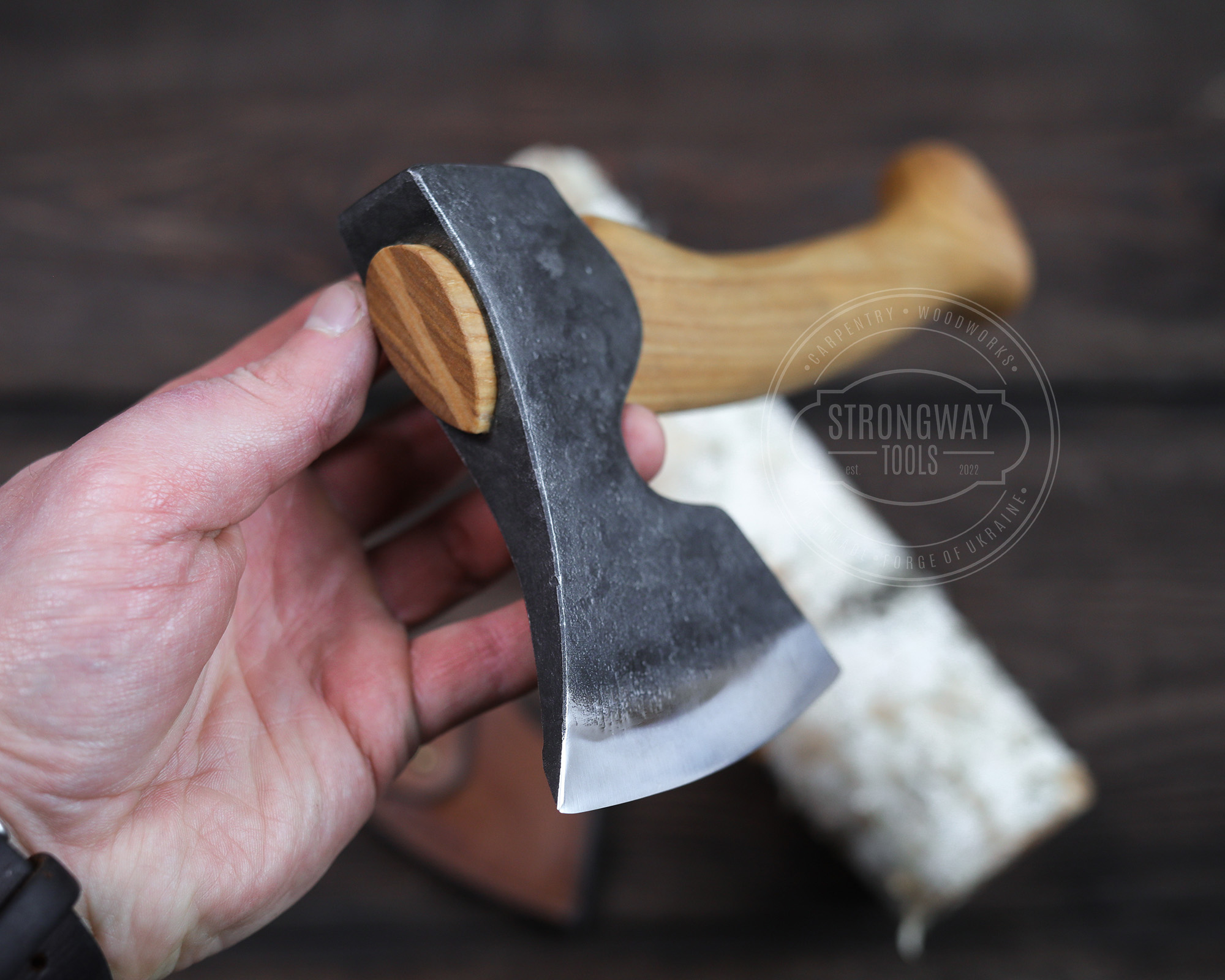 One-sided edge Carving Axe