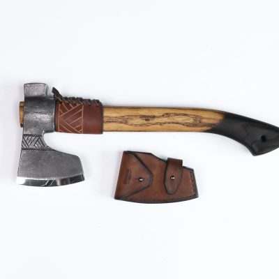 Medium axe with ornament on the head 2